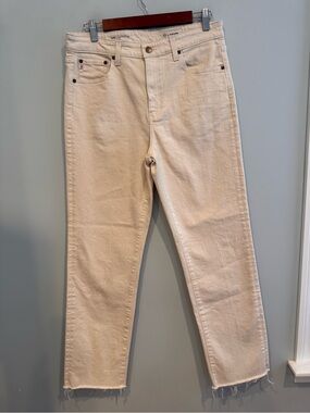 AG-ED Denim Saige High Rise Straight Raw Hem Size 31